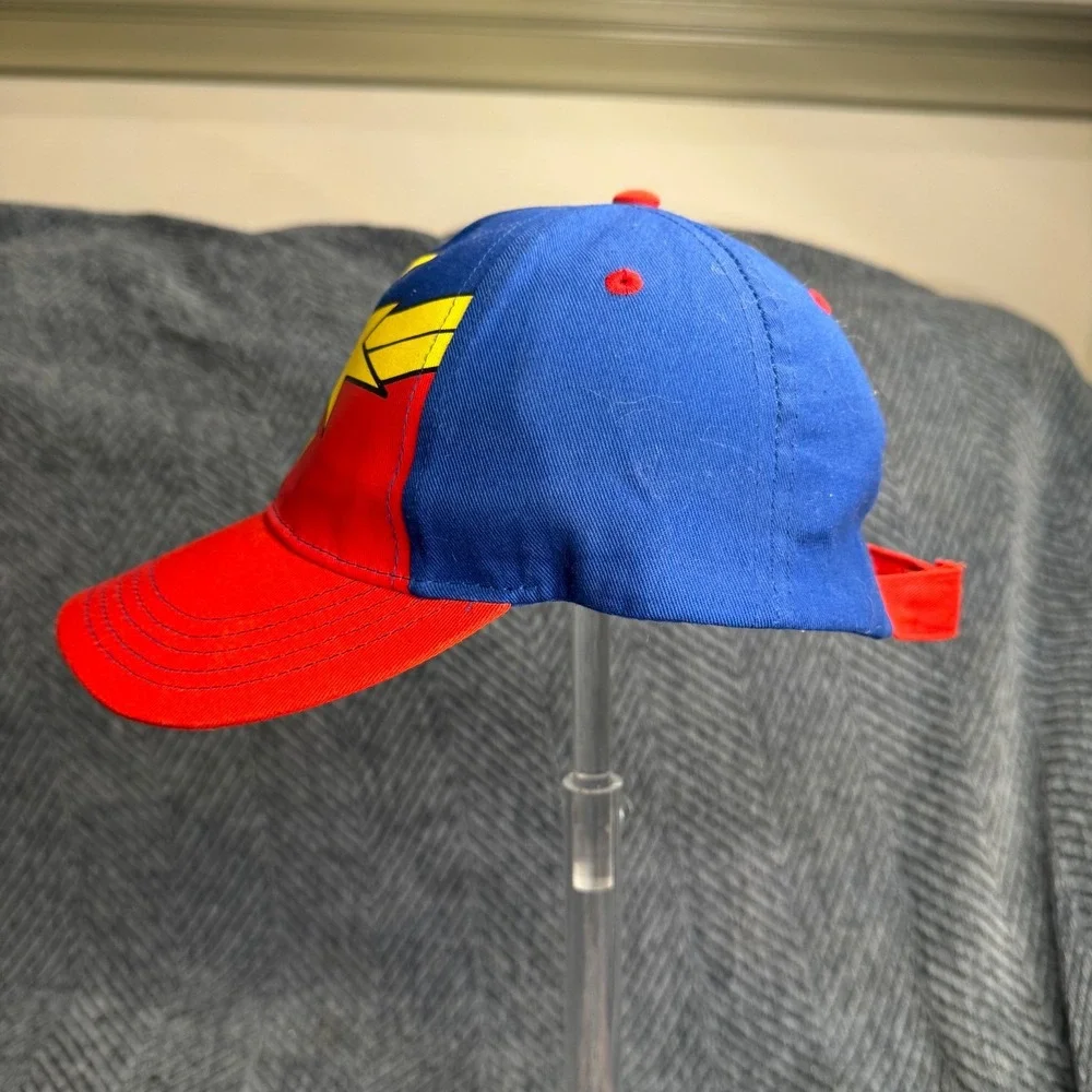 Captain America Snapback Hat New Era Marvel Comics Red White Blue Shield